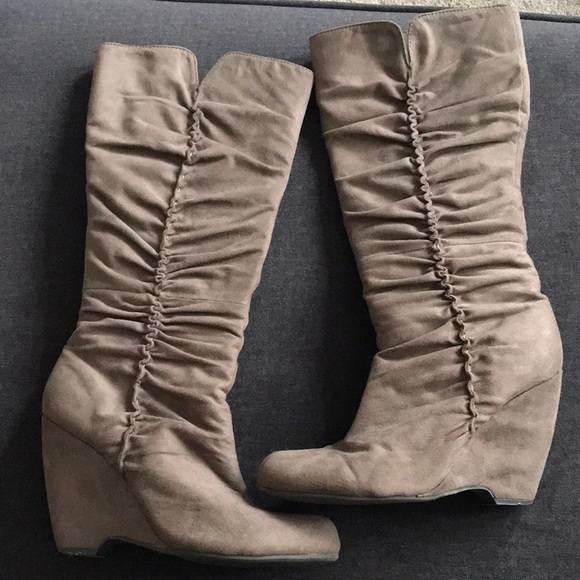 10, Mia, medium taupe, suede, wedge boots. - Picture 1 of 5